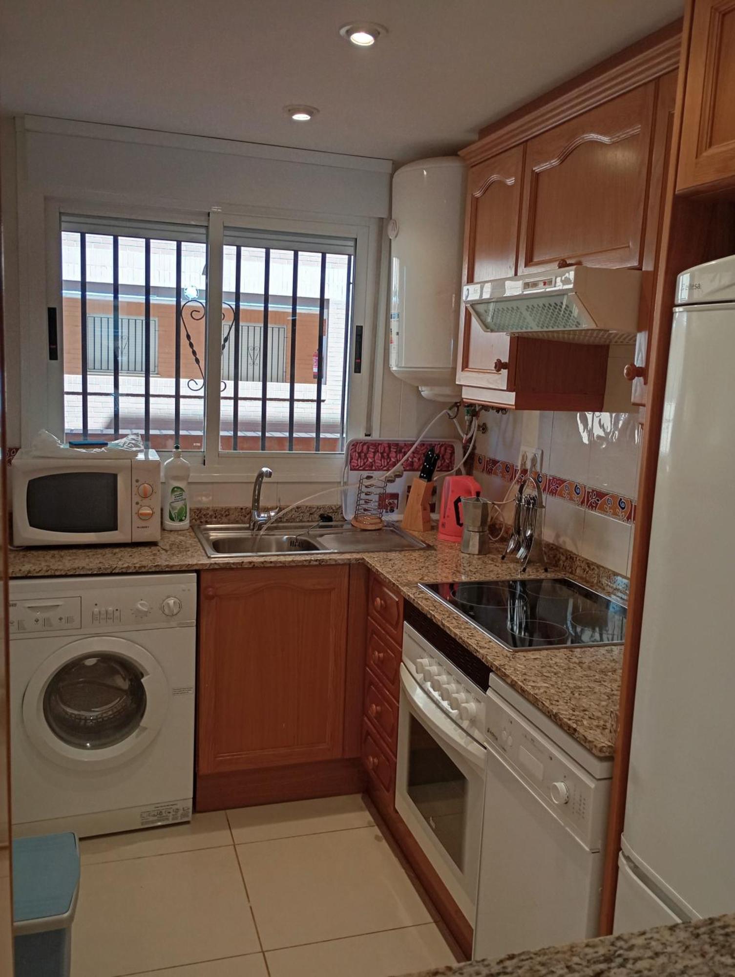 Apartamentos Laterales Con Vistas Al Mar - Primera Linea - Urb. Marina D'Or 奥罗佩萨德尔马 外观 照片